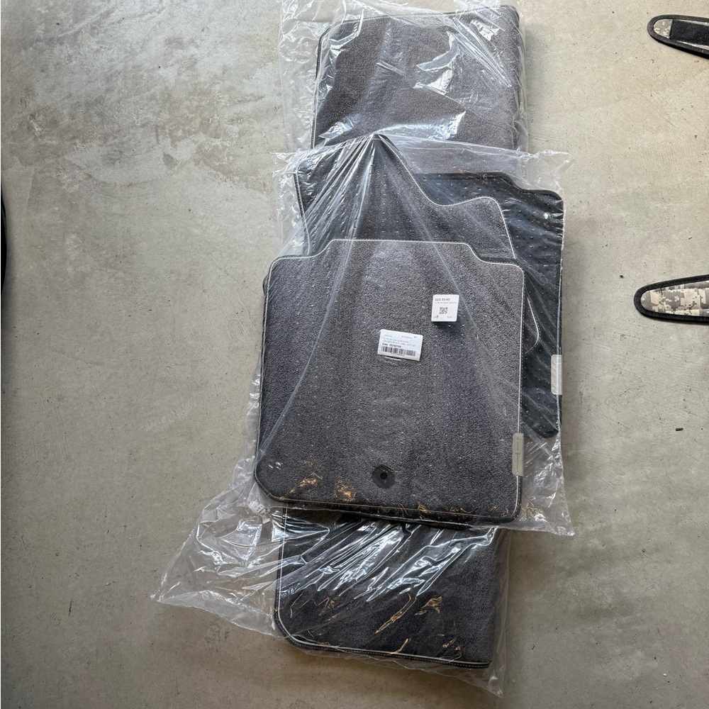 Lincoln Navigator Black Label Floor Mats